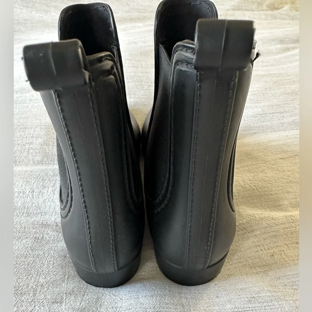 Jeffrey Campbell Havana Last Matte Black Chelsea Ankle Rain Boots, Size 9 - Picture 5 of 8